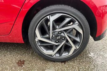 HYUNDAI i20 1.0 T-GDi MHEV Premium Hatchback 5dr Petrol Hybrid DCT Euro 6 (s