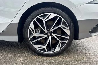 HYUNDAI IONIQ 6 77.4kWh Ultimate Saloon 4dr Electric Auto (228 ps)