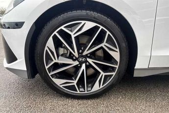 HYUNDAI IONIQ 6 77.4kWh Ultimate Saloon 4dr Electric Auto (228 ps)