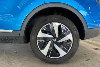 MG ZS 72.6kWh Trophy Connect Long Range SUV 5dr Electric Auto (156 ps)