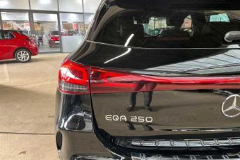 MERCEDES-BENZ EQA EQA 250 66.5kWh AMG Line SUV 5dr Electric Auto (190 ps)