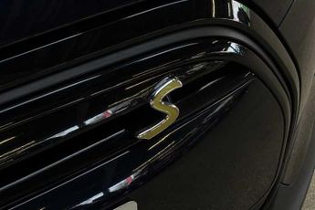 MINI ELECTRIC HATCH Cooper SE 32.6kWh Level 3 Hatchback 3dr Electric Auto (184 ps)