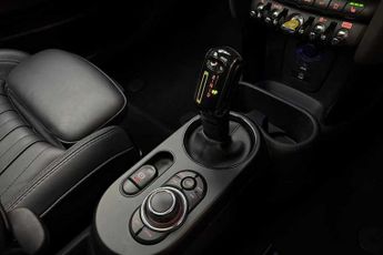 MINI ELECTRIC HATCH Cooper SE 32.6kWh Level 3 Hatchback 3dr Electric Auto (184 ps)