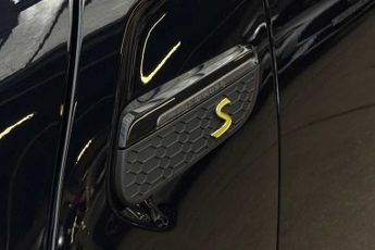 MINI ELECTRIC HATCH Cooper SE 32.6kWh Level 3 Hatchback 3dr Electric Auto (184 ps)