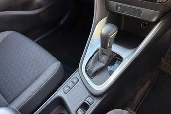 TOYOTA YARIS 1.5 VVT-h Design Hatchback 5dr Petrol Hybrid E-CVT Euro 6 (s/s) 