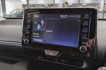 TOYOTA YARIS 1.5 VVT-h Design Hatchback 5dr Petrol Hybrid E-CVT Euro 6 (s/s) 