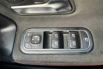 MERCEDES-BENZ A CLASS 2.0 A250 AMG Line Hatchback 5dr Petrol 7G-DCT Euro 6 (s/s) (224 