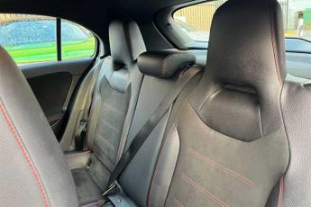 MERCEDES-BENZ A CLASS 2.0 A250 AMG Line Hatchback 5dr Petrol 7G-DCT Euro 6 (s/s) (224 