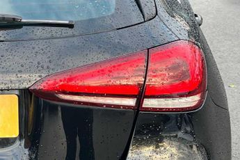 MERCEDES-BENZ A CLASS 2.0 A250 AMG Line Hatchback 5dr Petrol 7G-DCT Euro 6 (s/s) (224 