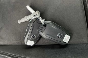 VAUXHALL CROSSLAND 1.2 Turbo Ultimate SUV 5dr Petrol Auto Euro 6 (s/s) (130 ps)