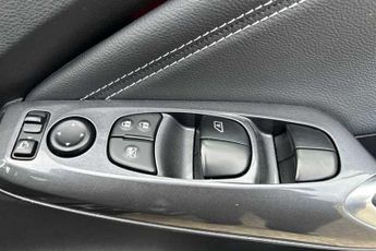 NISSAN JUKE 1.0 DIG-T Tekna SUV 5dr Petrol DCT Auto Euro 6 (s/s) (117 ps)