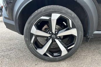 NISSAN JUKE 1.0 DIG-T Tekna SUV 5dr Petrol DCT Auto Euro 6 (s/s) (117 ps)