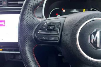 MG ZS 51.1kWh Trophy SUV 5dr Electric Auto (176 ps)