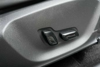 MG ZS 51.1kWh Trophy SUV 5dr Electric Auto (176 ps)