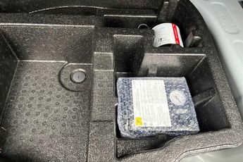 TOYOTA YARIS CROSS 1.5 VVT-h Design SUV 5dr Petrol Hybrid E-CVT Euro 6 (s/s) (116 p