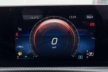 MERCEDES-BENZ CLA 1.3 CLA200 AMG Line Coupe 4dr Petrol 7G-DCT Euro 6 (s/s) (163 ps