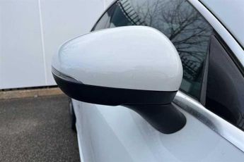 MERCEDES-BENZ CLA 1.3 CLA200 AMG Line Coupe 4dr Petrol 7G-DCT Euro 6 (s/s) (163 ps