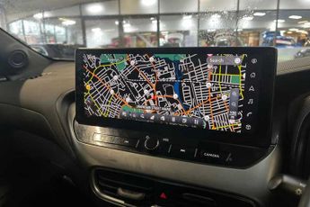 NISSAN JUKE 1.0 DIG-T N-Connecta SUV 5dr Petrol DCT Auto Euro 6 (s/s) (114 p