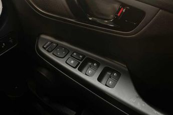 HYUNDAI KONA 1.6 h-GDi Premium SE SUV 5dr Petrol Hybrid DCT Euro 6 (s/s) (141