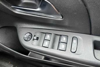 Vauxhall Corsa Electric 50kWh SRi Premium Hatchback 5dr Electric Auto (136 ps)