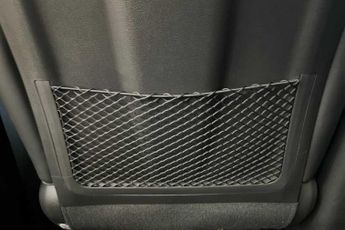 Hyundai KONA 64kWh Premium SE SUV 5dr Electric Auto (7kW Charger) (204 ps)