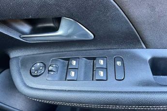 Vauxhall Mokka Electric 50 kWh (136 PS) Ultimate 5 Door Electric SUV Automatic *** 1 Own