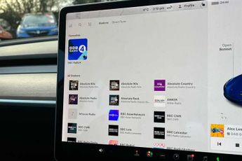 TESLA MODEL 3 (Dual Motor) Long Range Saloon 4dr Electric Auto 4WDE (346 ps)