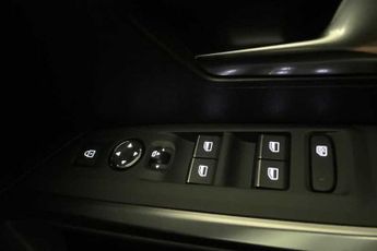 Peugeot E-3008 73kWh GT SUV 5dr Electric Auto (210 ps)