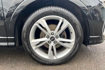 AUDI Q3 1.5 TFSI CoD 35 S line SUV 5dr Petrol S Tronic Euro 6 (s/s) (150