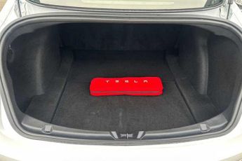TESLA MODEL 3 (Dual Motor) Long Range Saloon 4dr Electric Auto 4WDE (346 ps)