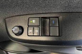 TOYOTA YARIS 1.5 VVT-h Icon Hatchback 5dr Petrol Hybrid E-CVT Euro 6 (s/s) (1