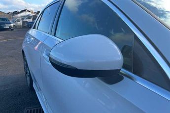 MERCEDES-BENZ A CLASS 1.3 A200 AMG Line (Executive) Hatchback 5dr Petrol 7G-DCT Euro 6