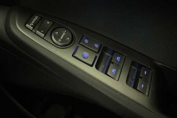 Hyundai IONIQ 38.3kWh Premium Hatchback 5dr Electric Auto (136 ps)