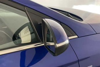 Hyundai IONIQ 38.3kWh Premium Hatchback 5dr Electric Auto (136 ps)