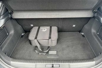 VAUXHALL MOKKA Electric 50kWh Ultimate SUV 5dr Electric Auto (136 ps)