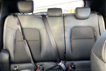 NISSAN JUKE 1.0 DIG-T N-Connecta SUV 5dr Petrol DCT Auto Euro 6 (s/s) (114 p