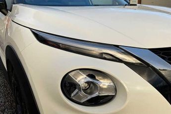 NISSAN JUKE 1.0 DIG-T N-Connecta SUV 5dr Petrol DCT Auto Euro 6 (s/s) (114 p
