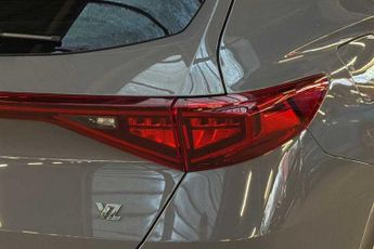 CUPRA FORMENTOR 2.0 TSI VZ2 SUV 5dr Petrol DSG 4Drive Euro 6 (s/s) (310 ps)