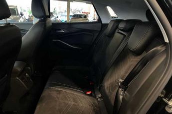 VAUXHALL GRANDLAND 1.2 Turbo Ultimate SUV 5dr Petrol Auto Euro 6 (s/s) (130 ps)
