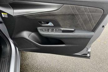 Vauxhall Mokka Electric 50 kWh (136 PS) Ultimate 5 Door Electric SUV Automatic *** 1 Own