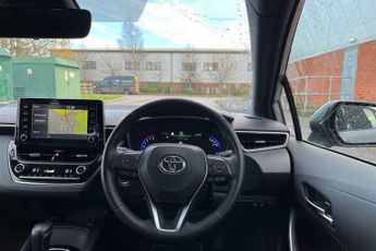 Toyota Corolla 2.0 VVT-h Excel Hatchback 5dr Petrol Hybrid CVT Euro 6 (s/s) (18
