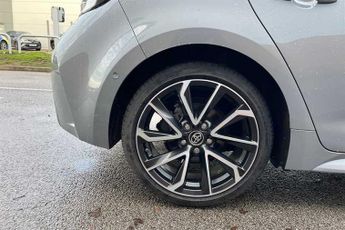 Toyota Corolla 2.0 VVT-h Excel Hatchback 5dr Petrol Hybrid CVT Euro 6 (s/s) (18