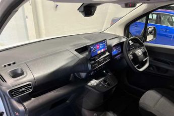 VAUXHALL COMBO Electric 52kWh Prime Panel Van 5dr Electric Auto SWB (7.4kW Charger) (136