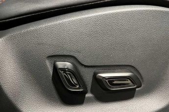 MG ZS 51.1kWh Trophy SUV 5dr Electric Auto (176 ps)