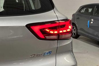 MG ZS 51.1kWh Trophy SUV 5dr Electric Auto (176 ps)