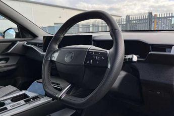 Vauxhall Grandland Electric 73kWh GS SUV 5dr Electric Auto (213 ps)