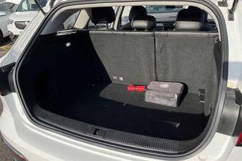 MG MG5 61.1kWh Exclusive Long Range Estate 5dr Electric Auto (156 ps)