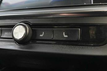 MG MG5 61.1kWh Exclusive Long Range Estate 5dr Electric Auto (156 ps)