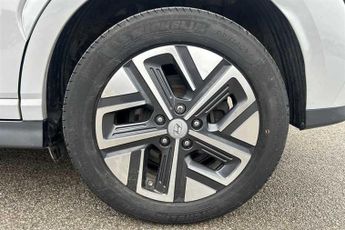 HYUNDAI KONA 64kWh Premium SUV 5dr Electric Auto (10.5kW Charger) (204 ps)