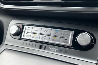 HYUNDAI KONA 64kWh Premium SUV 5dr Electric Auto (10.5kW Charger) (204 ps)